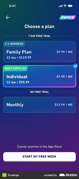 Duolingo Choose a plan screen with a 7 DAY FREE TRIAL divider above the Family Plan and Individual annual cards, and a separate NO FREE TRIAL divider above the Monthly card below them